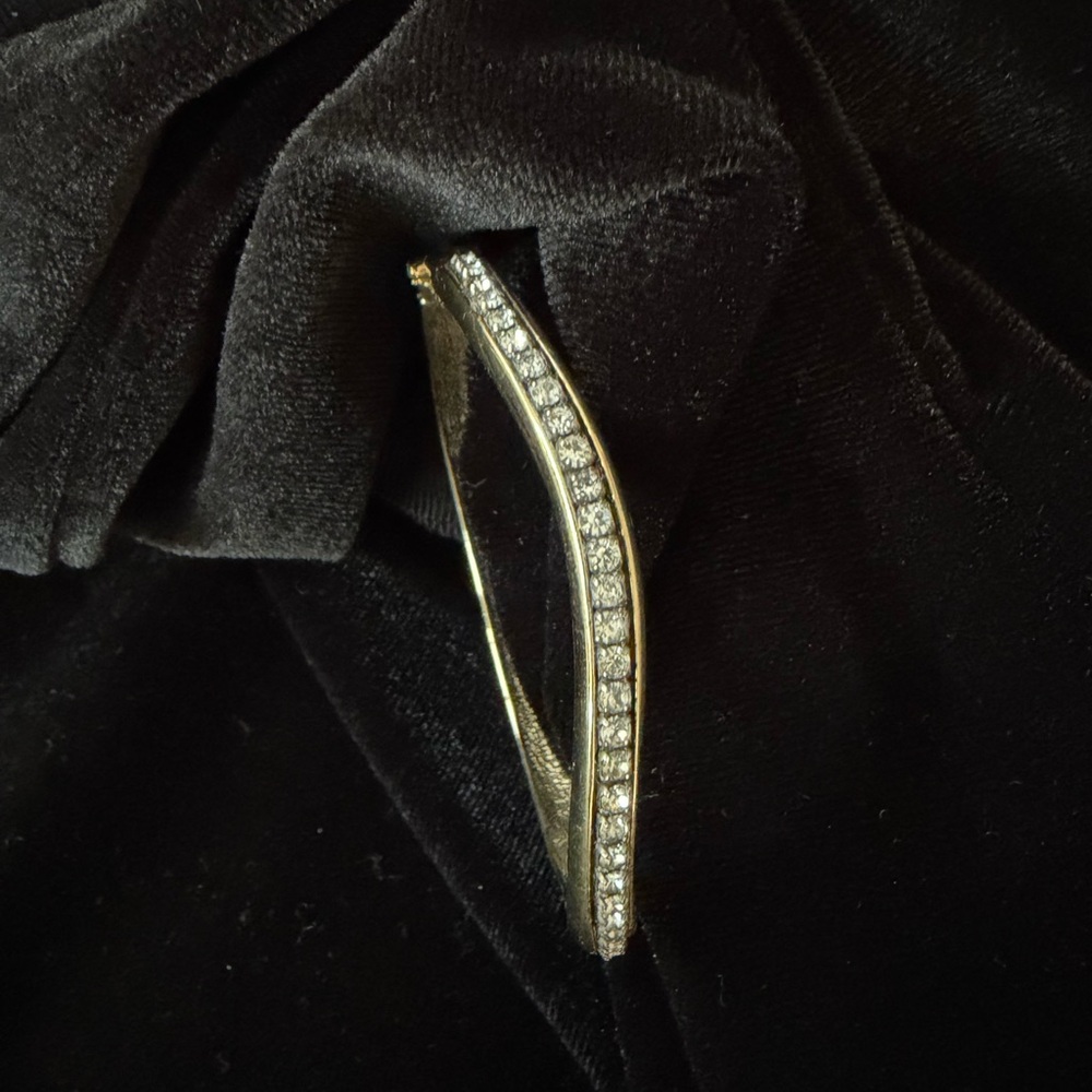 Elegant Gold and  Rhinestone Bracelet